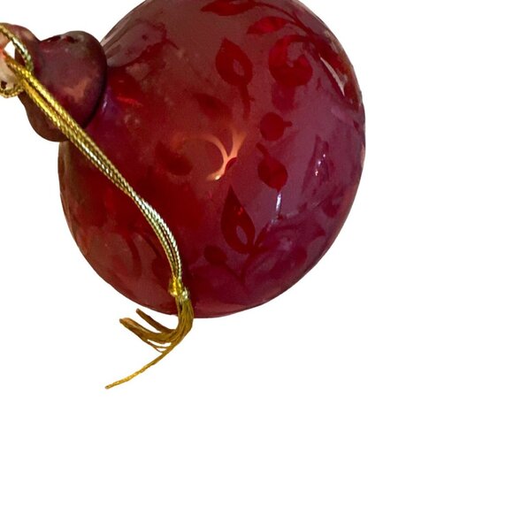 Lenox Joyous Tidings Large Red Glass Holiday Christmas Ornament w/ Original Box - Picture 5 of 5